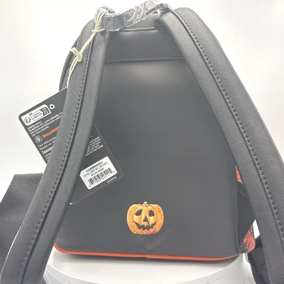 Loungefly Halloween Mini-Backpack Michael Myers - Picture 3 of 9